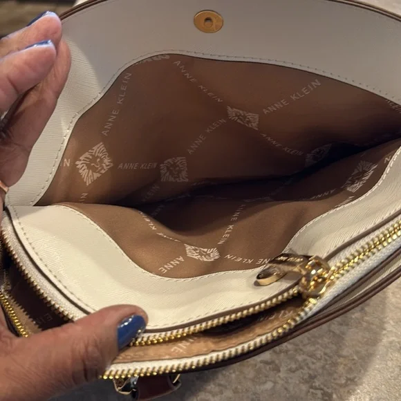 Anne Klein Alma Type bag with Crossbody Strap and Handles - Picture 9 of 10
